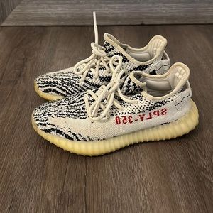Yeezy 350 Zebras